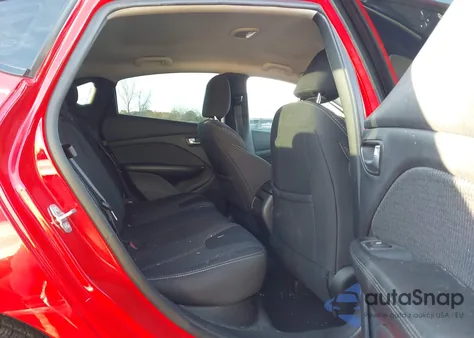 2016 Dodge Dart Sxt z USA, uszkodzony, nr VIN 1C3CDFBB3GD667767